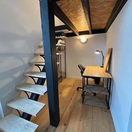 Industriel, Mezzanine, Renove, 201